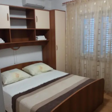 Apartament Colo